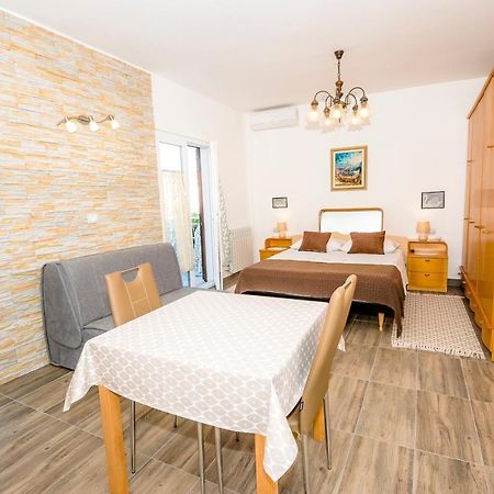 Guest House Ab Adria Home Rovinj Exterior foto