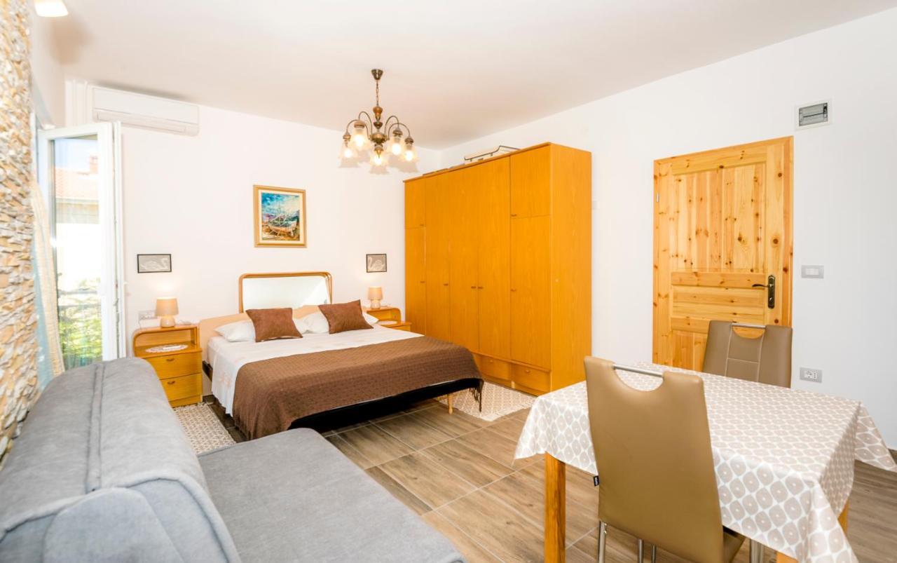 Guest House Ab Adria Home Rovinj Exterior foto