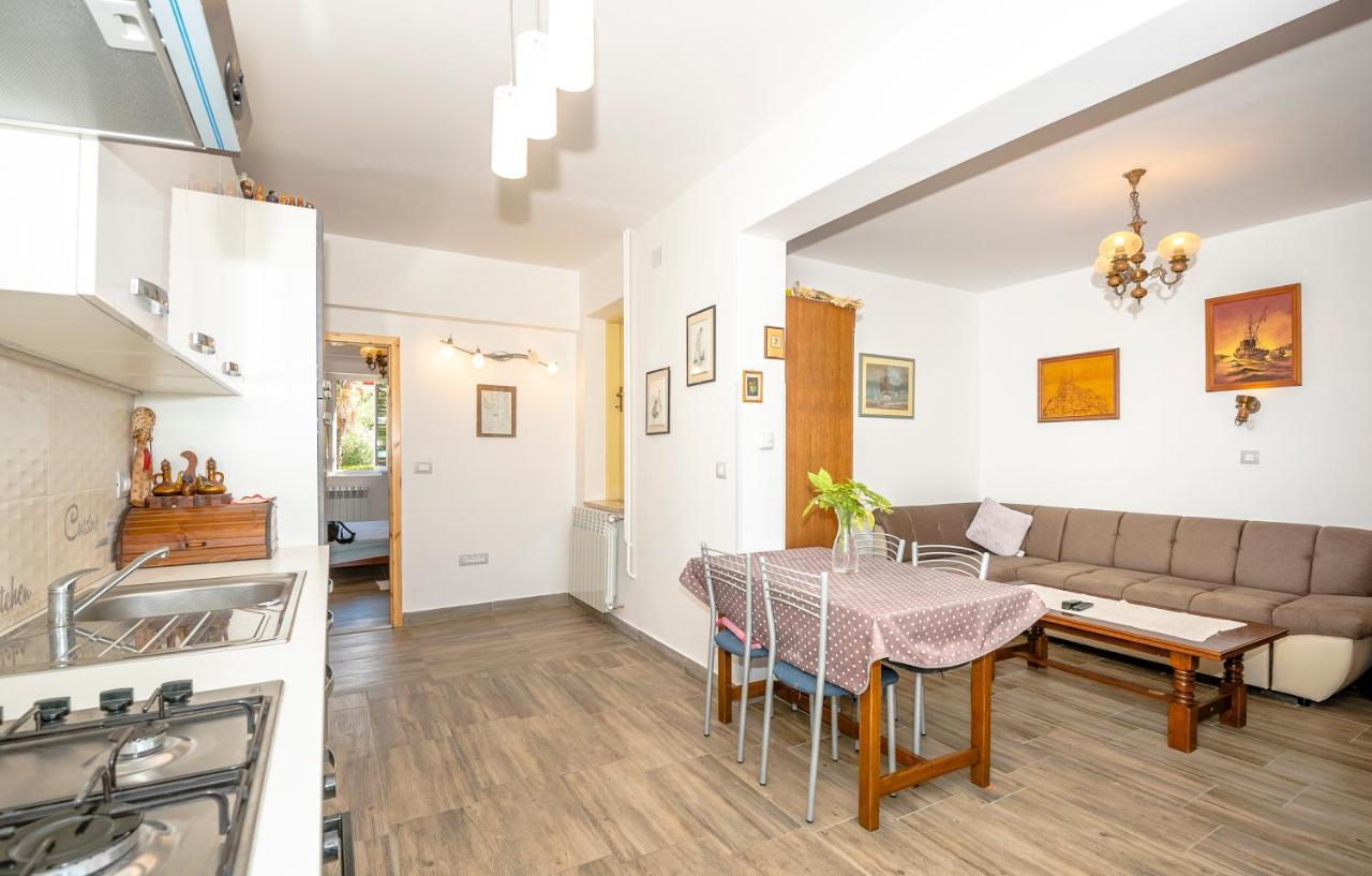Guest House Ab Adria Home Rovinj Exterior foto